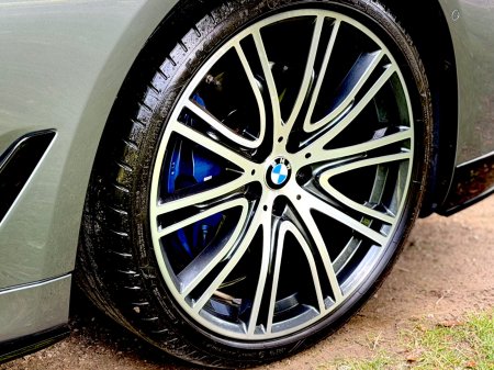 2017 BMW 5-Series - photo 10