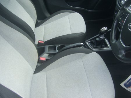 2015 Hyundai i20 - photo 5