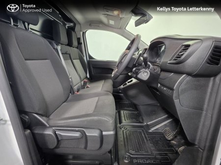 2024 Toyota Proace - photo 10