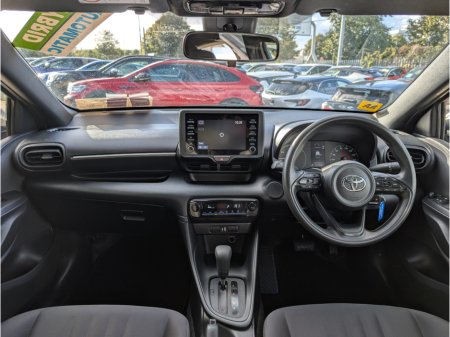2020 Toyota Yaris - photo 10