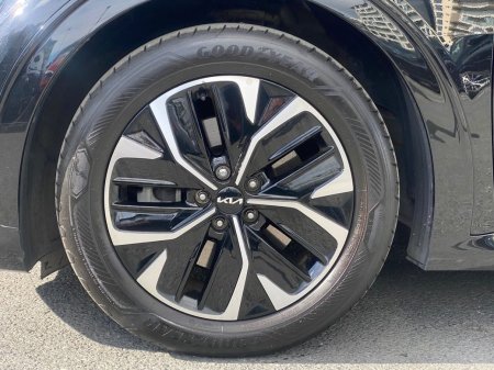 2022 Kia EV6 - photo 10