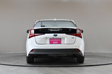 2020 Toyota Prius - photo 8