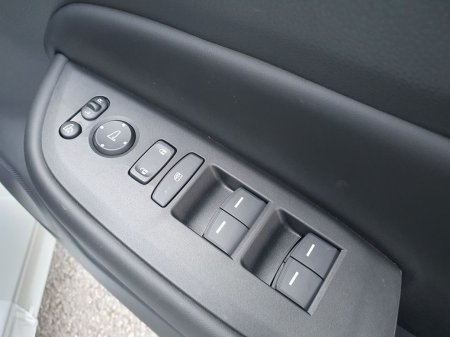 2025 Honda Jazz - photo 13