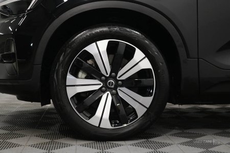 2023 Volvo XC40 - photo 8