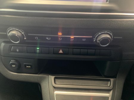 2023 Vauxhall Vivaro - photo 13