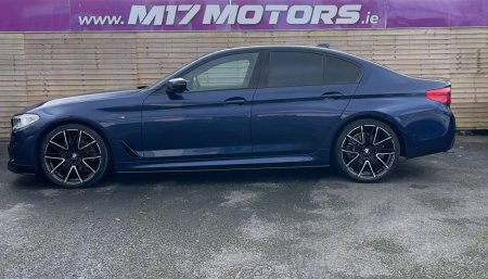 2020 BMW 5-Series - photo 2