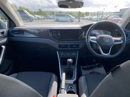 2025 Volkswagen Polo - photo 8