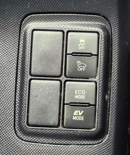 2017 Toyota Aqua - photo 25