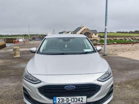 2023 Ford Focus - photo 2