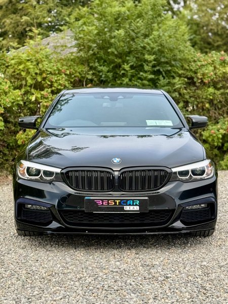 2019 BMW 5-Series - photo 7