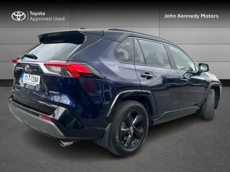 2019 Toyota RAV4 - photo 2