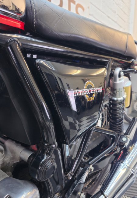 2025 ROYAL ENFIELD Interceptor 650 - photo 17
