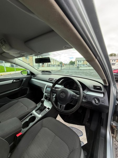 2014 Volkswagen Passat - photo 3