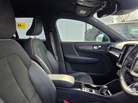 2022 Volvo XC40 - photo 9