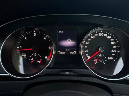 2017 Volkswagen Passat - photo 13
