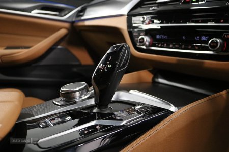 2023 BMW 5-Series - photo 26