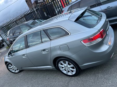 2011 Toyota Avensis - photo 5