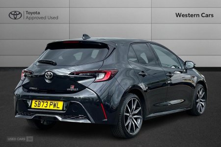 2024 Toyota Corolla - photo 2