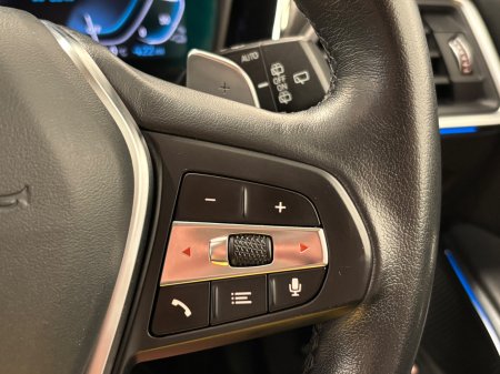 2022 BMW 3-Series - photo 21