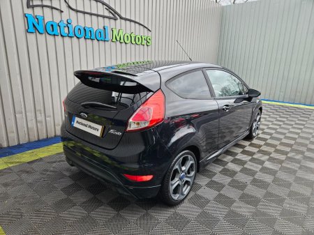 2014 Ford Fiesta - photo 3