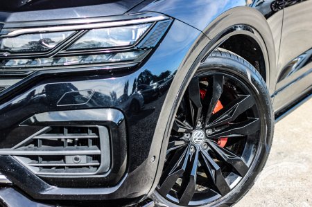 2020 Volkswagen Touareg - photo 6