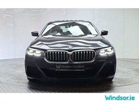 2022 BMW 5-Series - photo 9