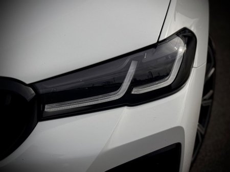 2023 BMW 5-Series - photo 23