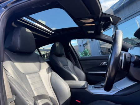 2021 BMW 3-Series - photo 21