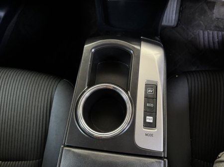2016 Toyota Prius - photo 12
