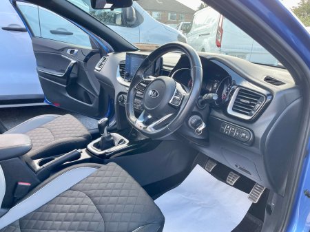 2021 Kia Ceed - photo 9