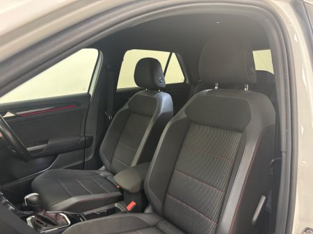 2021 Volkswagen T-Roc - photo 12