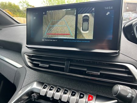 2023 Peugeot 3008 - photo 2