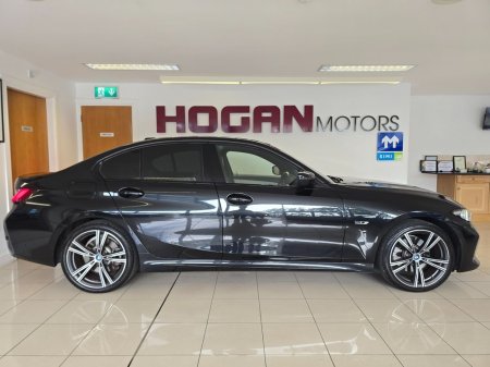 2023 BMW 3-Series - photo 3