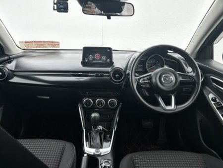 2017 Mazda Demio - photo 7