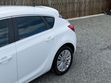2015 Opel Astra - photo 15