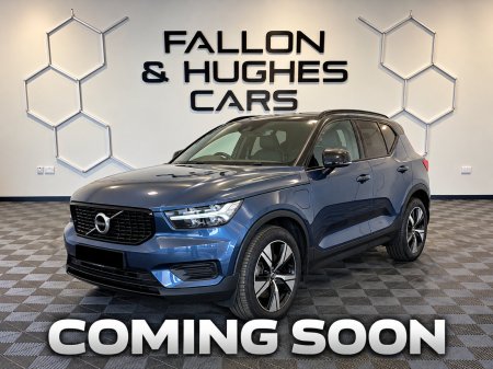 2021 Volvo XC40 PHEV T4 (197hp) R-Design FWD