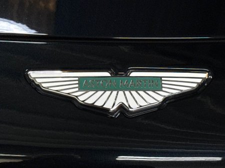 2025 Aston Martin DB12 - photo 36