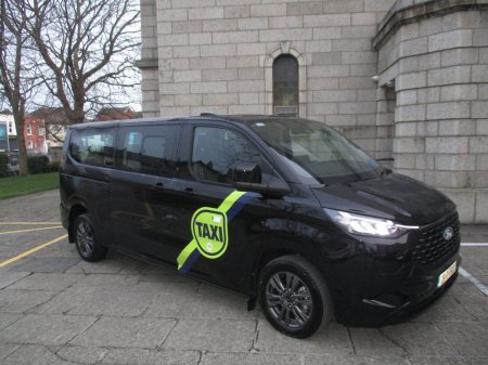 2026 Ford Tourneo 2.5L Duratec 232PS Titanium Auto SWB
