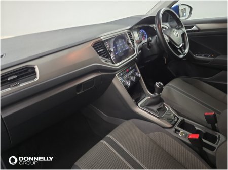 2020 Volkswagen T-Roc - photo 2