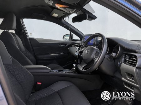 2023 Toyota C-HR - photo 3