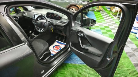2019 Peugeot 208 - photo 11