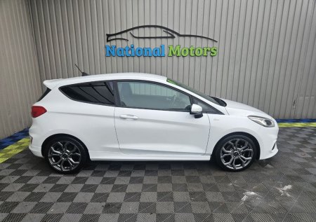 2019 Ford Fiesta - photo 2