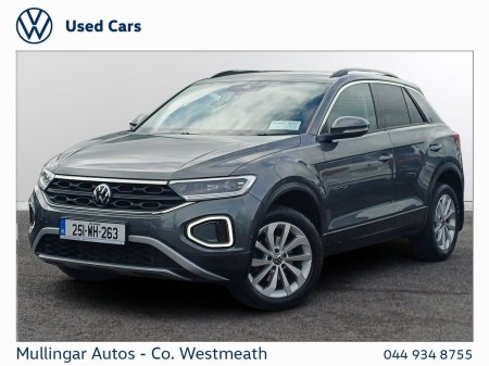 2025 Volkswagen T-Roc - photo 13