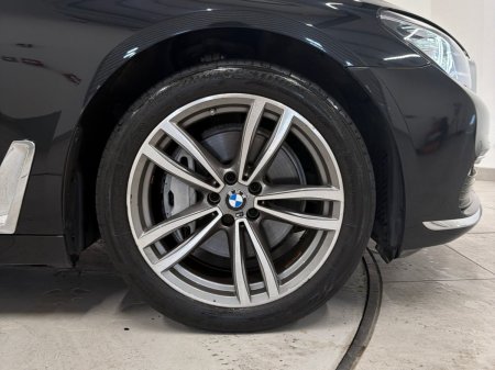 2018 BMW 7-Series - photo 13