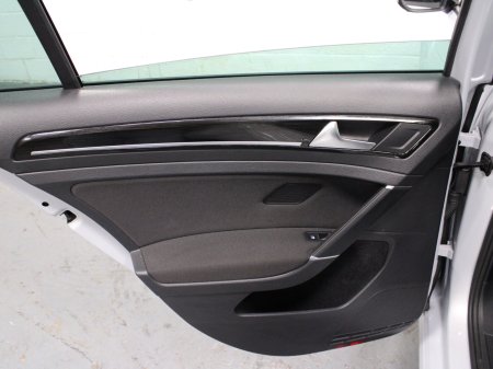 2018 Volkswagen Golf - photo 33