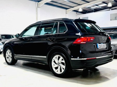 2023 Volkswagen Tiguan - photo 7
