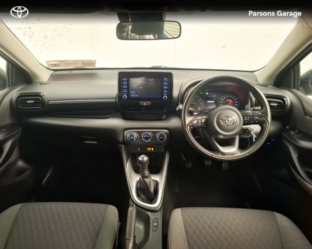 2021 Toyota Yaris - photo 8