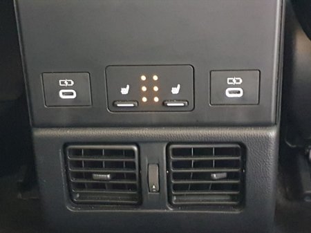 2024 Subaru Solterra - photo 40