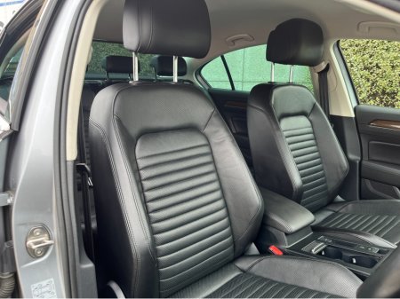 2018 Volkswagen Passat - photo 11