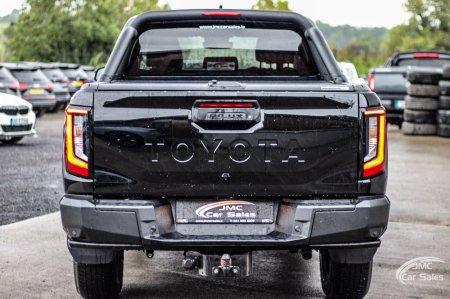 2026 Toyota Hilux - photo 14